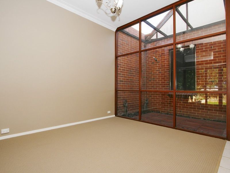 2/47 Wray Avenue, Fremantle WA 6160