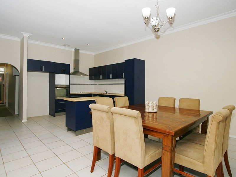 2/47 Wray Avenue, Fremantle WA 6160