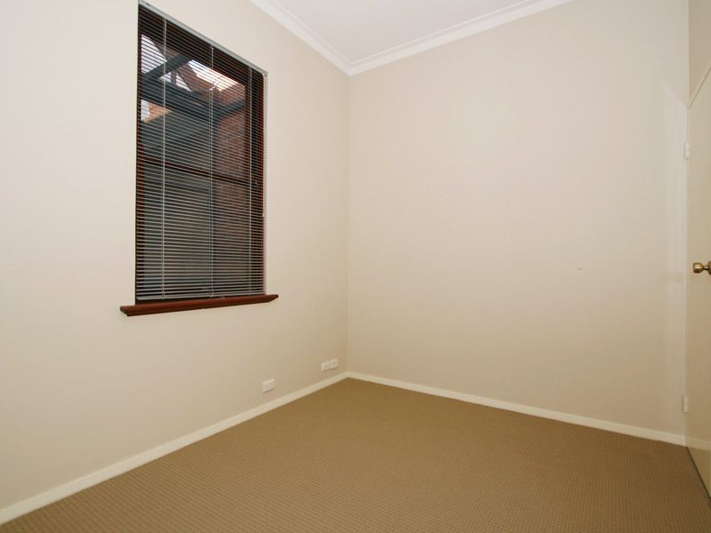 2/47 Wray Avenue, Fremantle WA 6160