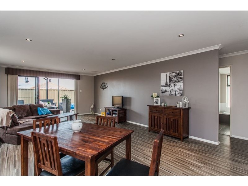 19 Keyham Street, Bertram WA 6167