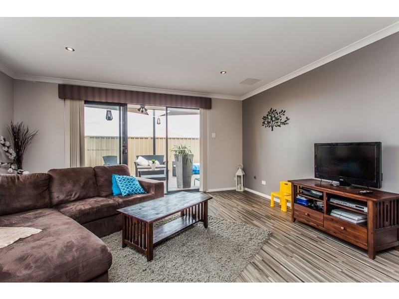 19 Keyham Street, Bertram WA 6167