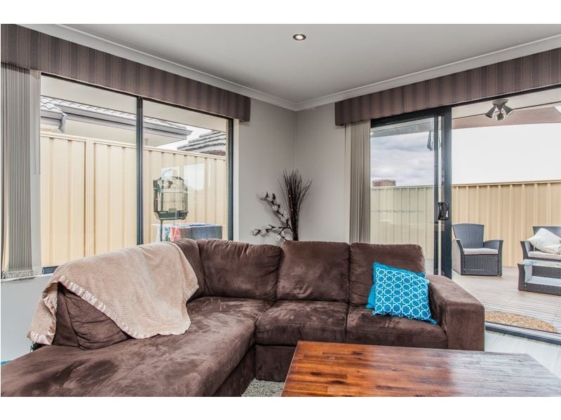 19 Keyham Street, Bertram WA 6167