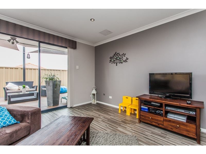 19 Keyham Street, Bertram WA 6167