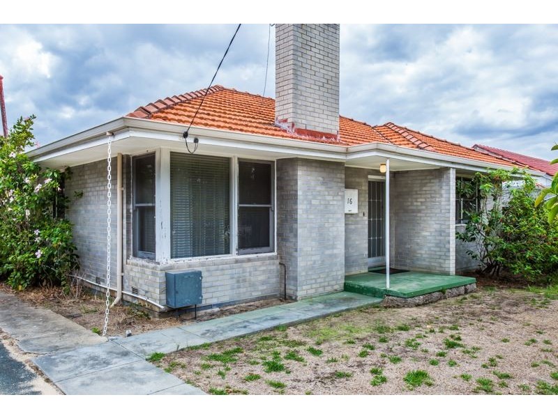 16 Treeby Street, Coolbellup WA 6163