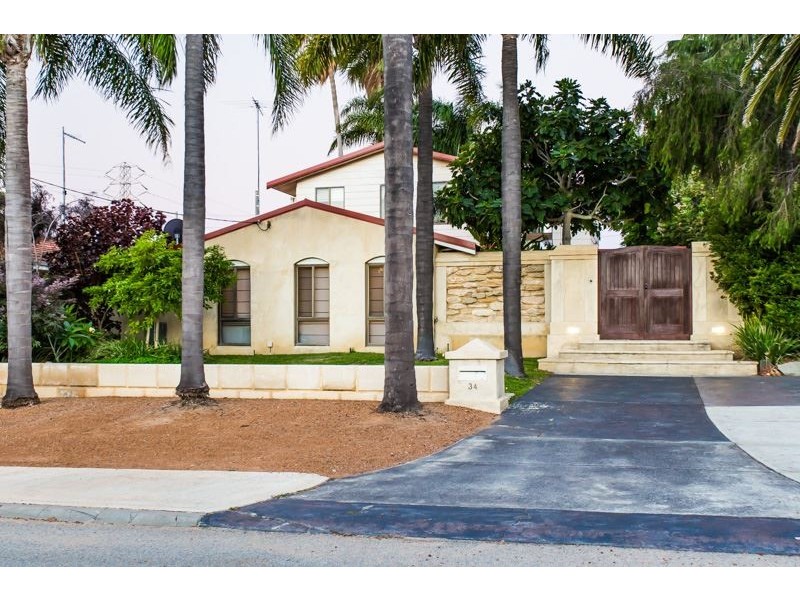 34 Pilgrim Way, Hamilton Hill WA 6163