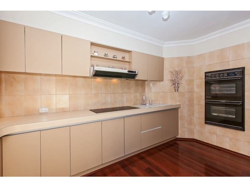 34 Pilgrim Way, Hamilton Hill WA 6163