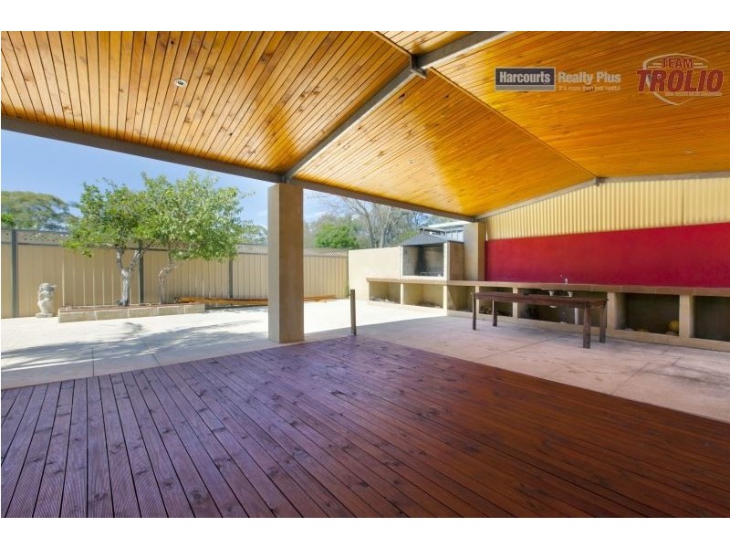 11 Falstaff Crescent, Spearwood WA 6163