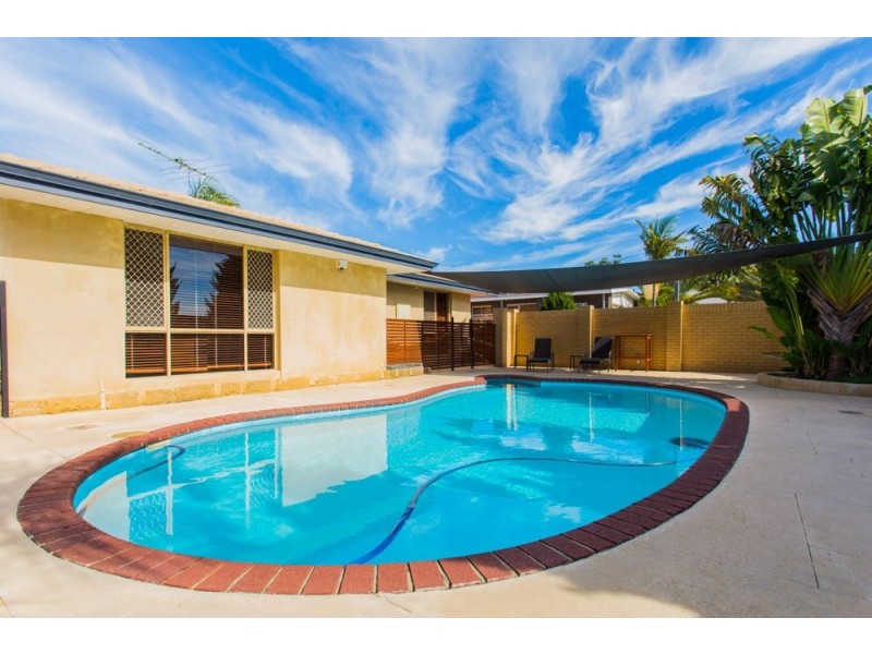 11 Falstaff Crescent, Spearwood WA 6163