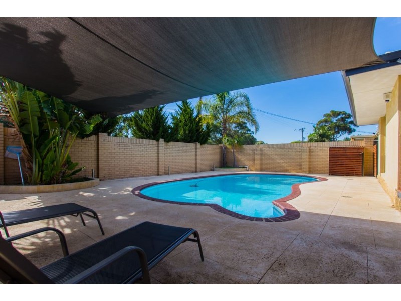 11 Falstaff Crescent, Spearwood WA 6163