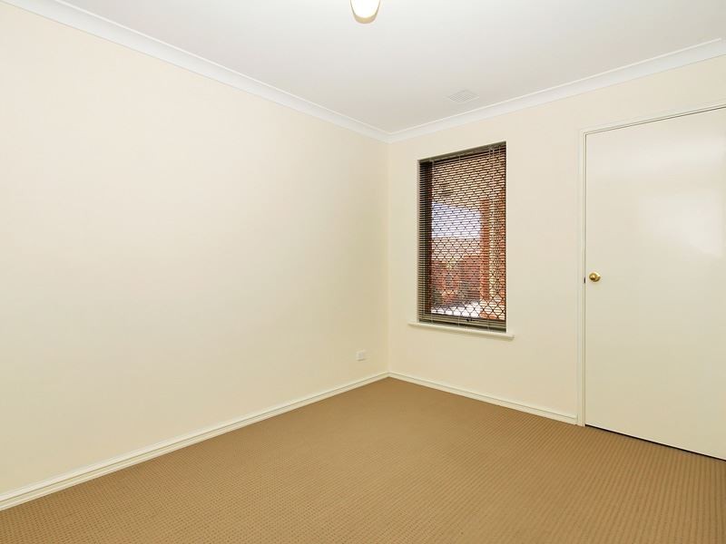 8/51 Kent St, Spearwood WA 6163