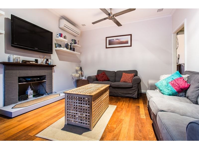 39 Curven Road, Hamilton Hill WA 6163