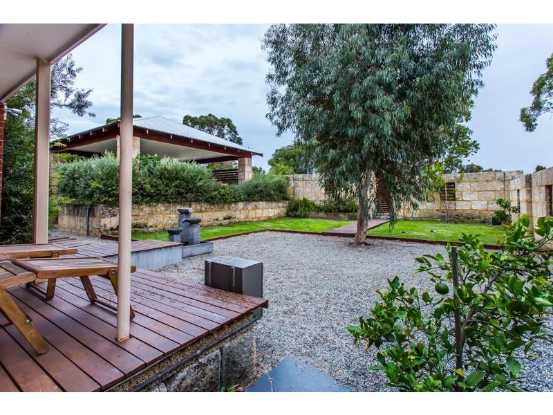 39 Curven Road, Hamilton Hill WA 6163