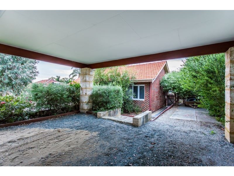 39 Curven Road, Hamilton Hill WA 6163