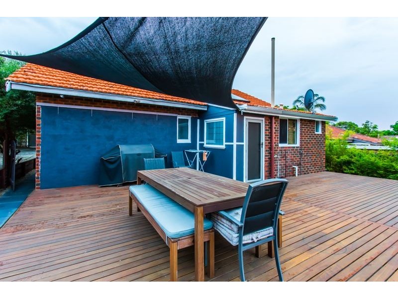 39 Curven Road, Hamilton Hill WA 6163