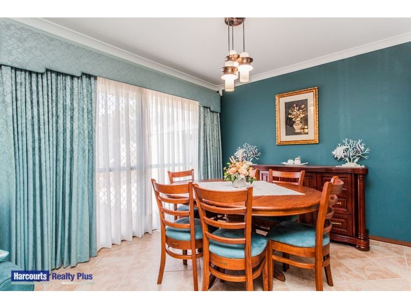 16 Lintott Way, Spearwood WA 6163