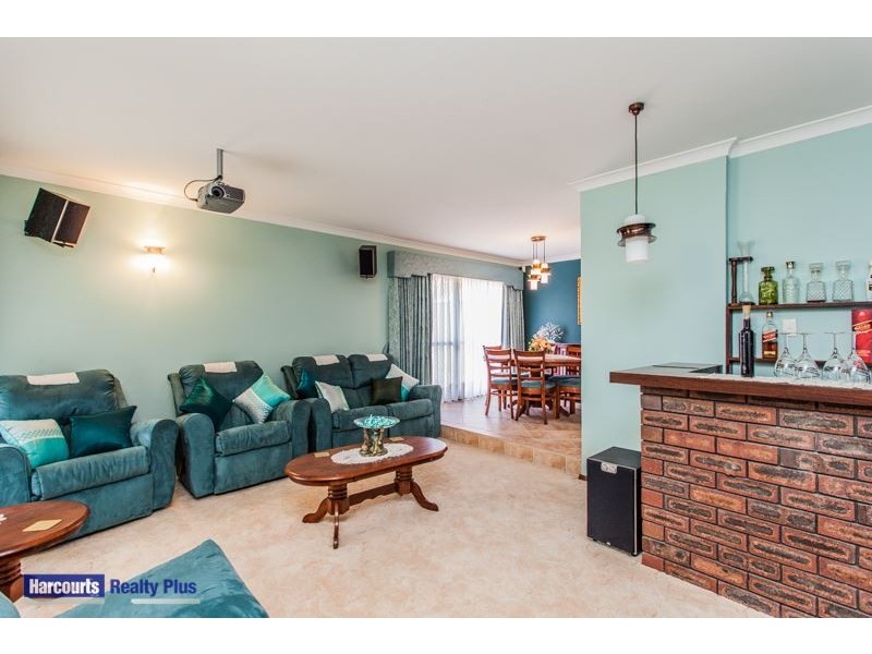 16 Lintott Way, Spearwood WA 6163