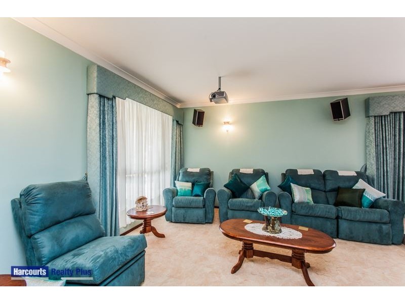 16 Lintott Way, Spearwood WA 6163
