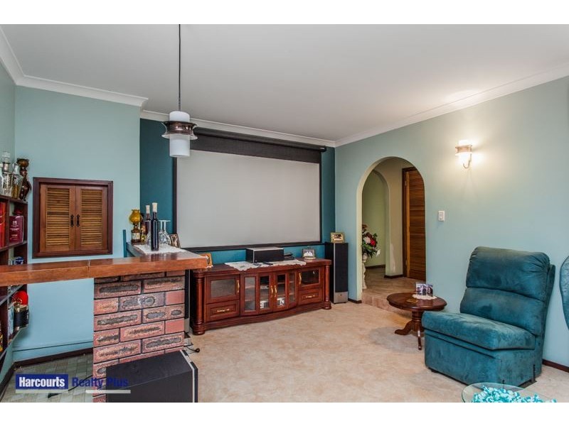16 Lintott Way, Spearwood WA 6163