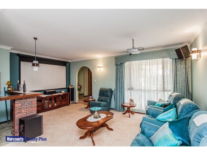 16 Lintott Way, Spearwood WA 6163