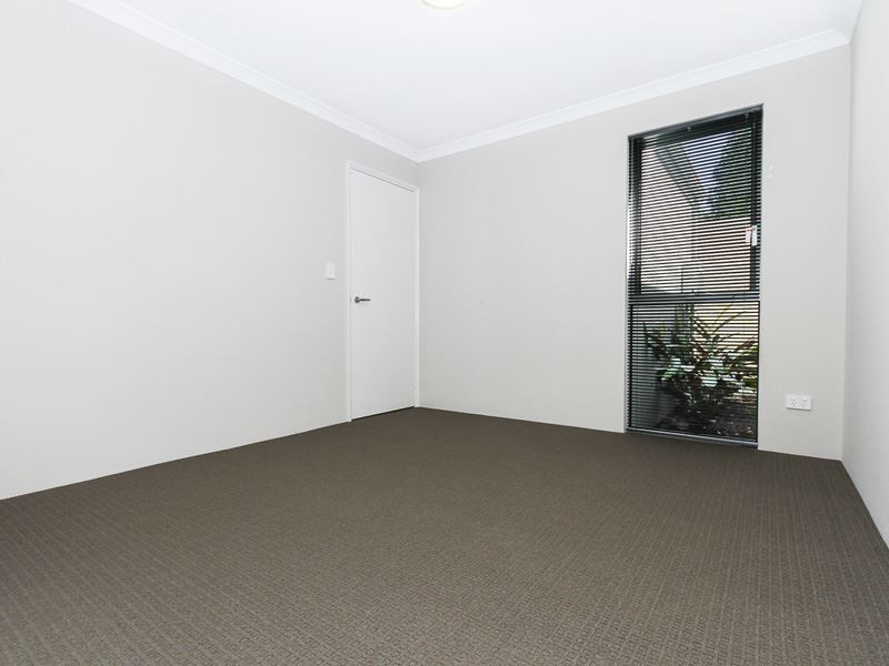 15/57 Southwell Crescent, Hamilton Hill WA 6163