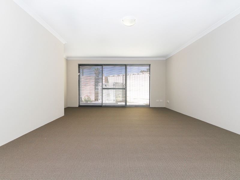 15/57 Southwell Crescent, Hamilton Hill WA 6163