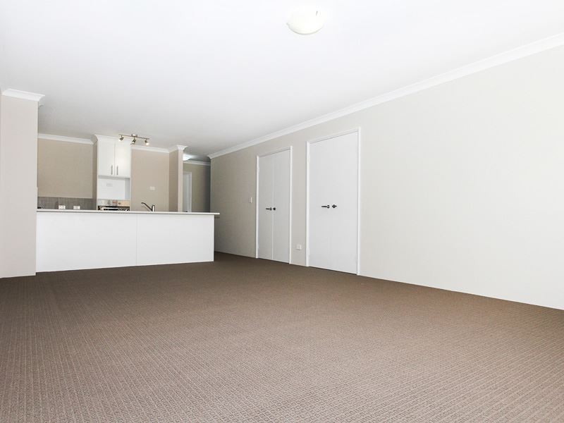 15/57 Southwell Crescent, Hamilton Hill WA 6163