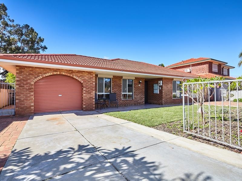 38 Ionesco Street, Spearwood WA 6163