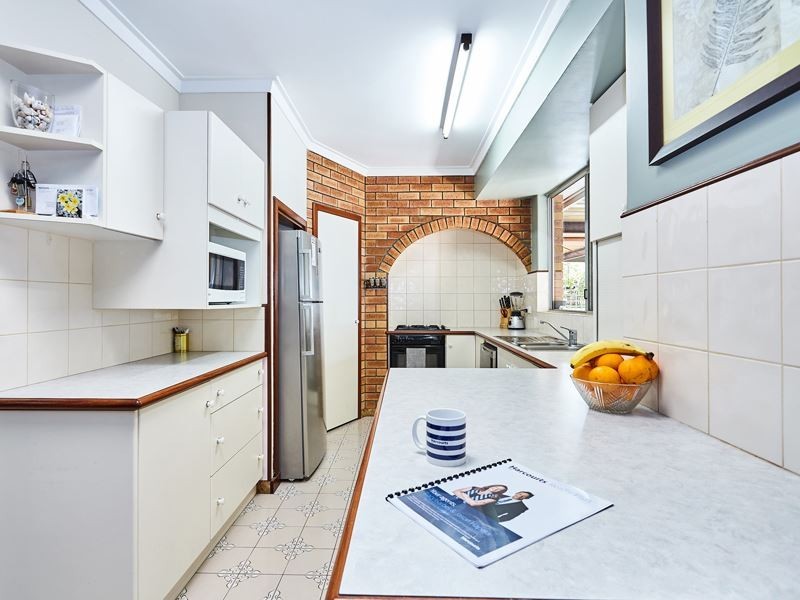 38 Ionesco Street, Spearwood WA 6163