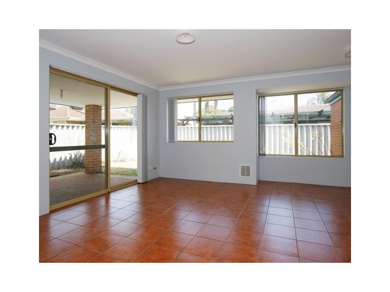 24A South Lake Drive, South Lake WA 6164