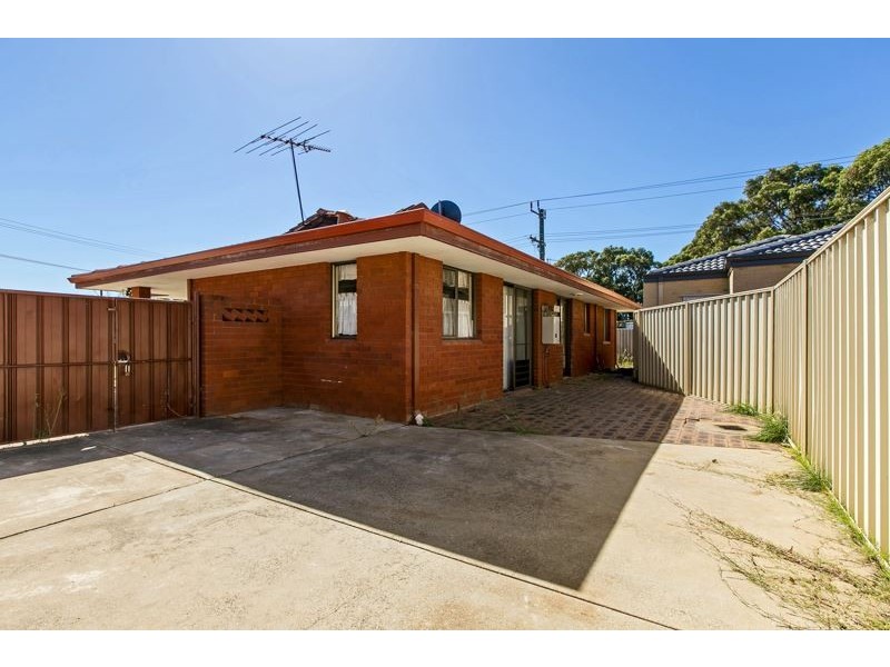41 Erpingham Road, Hamilton Hill WA 6163