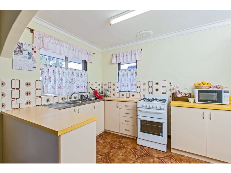 41 Erpingham Road, Hamilton Hill WA 6163