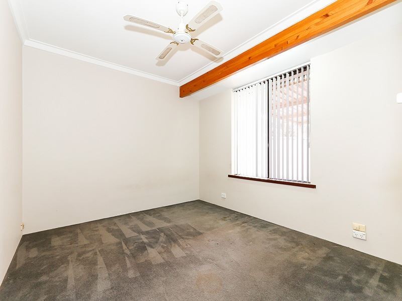 24 South Lake Drive, South Lake WA 6164