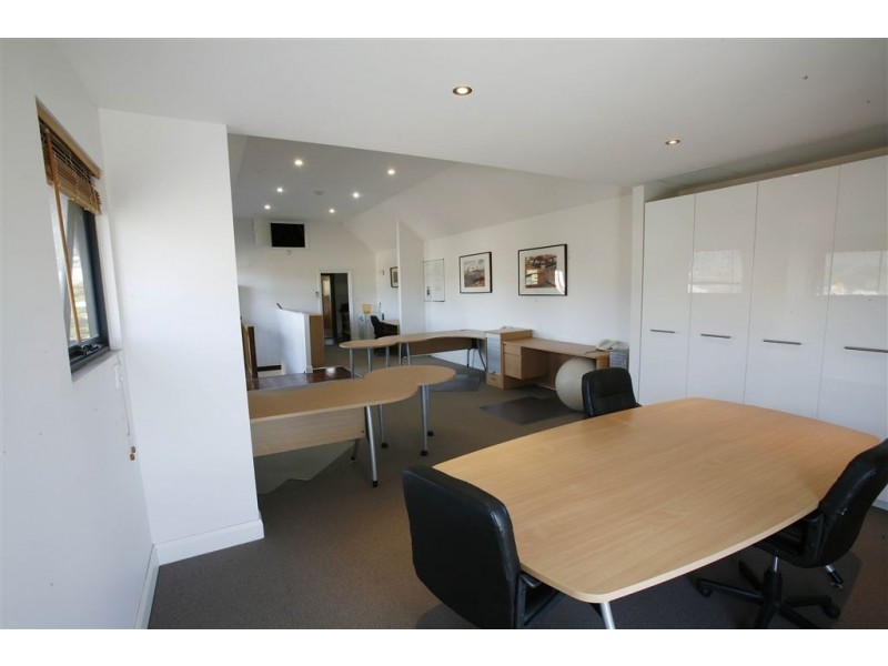 75 Wray Avenue, Fremantle WA 6160