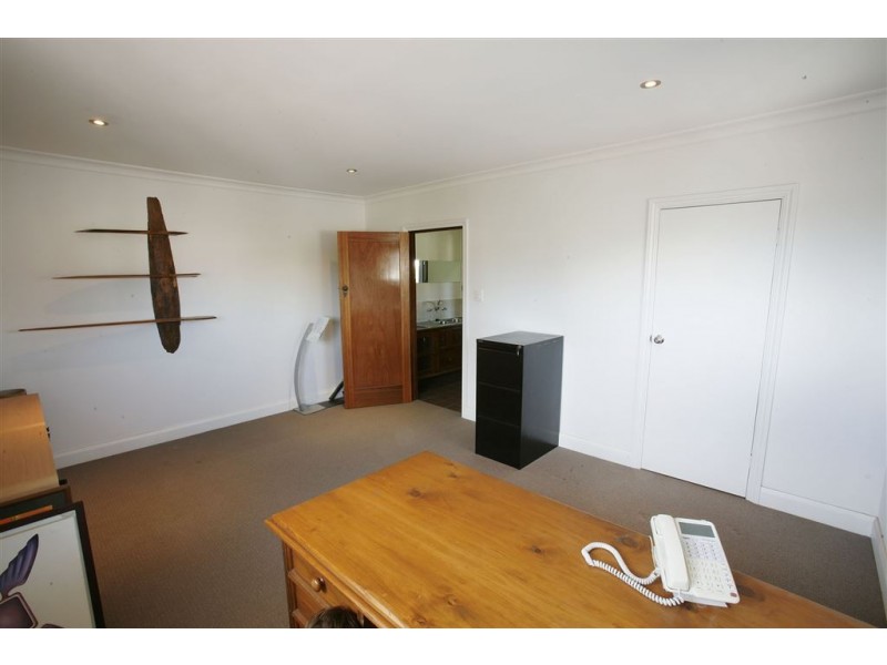 75 Wray Avenue, Fremantle WA 6160