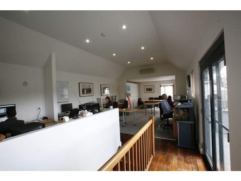 75 Wray Avenue, Fremantle WA 6160