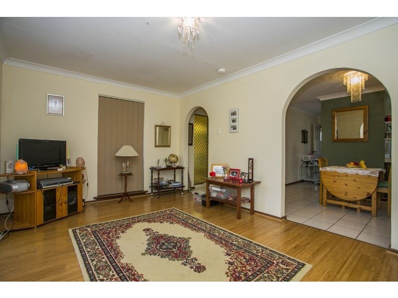 4B The Crowsnest, Willetton WA 6155