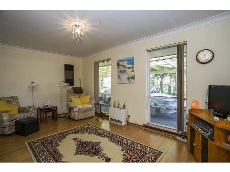 4B The Crowsnest, Willetton WA 6155