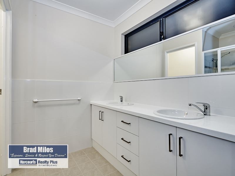 9 Laurina Way, Beeliar WA 6164