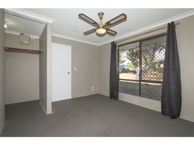 61 Conigrave Road, Yangebup WA 6164