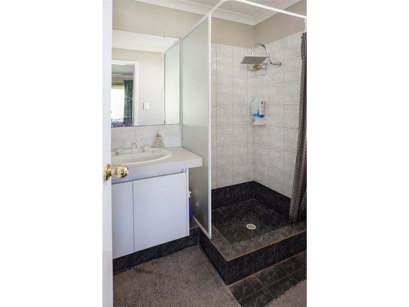 161 Sulphur Road, Orelia WA 6167