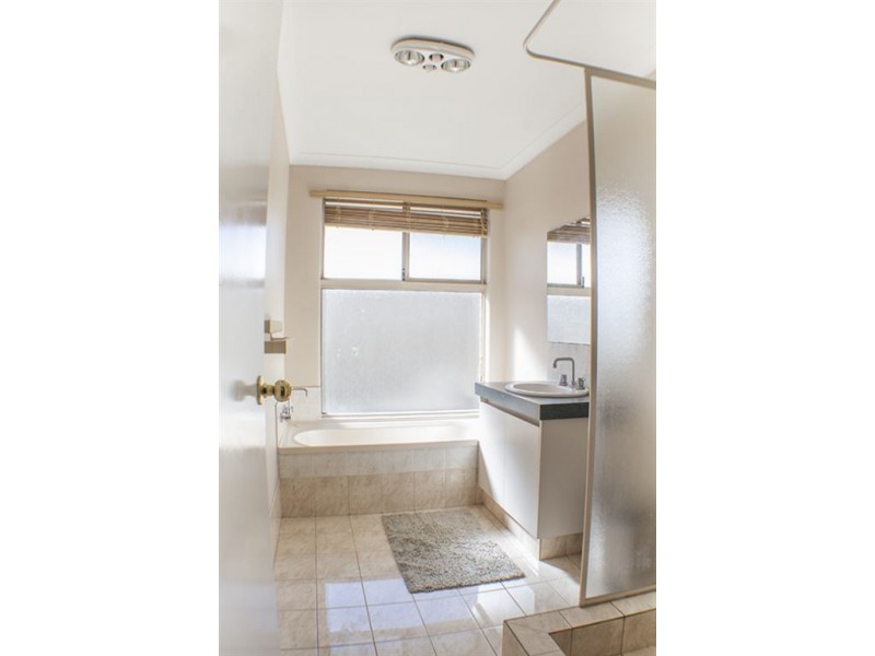 161 Sulphur Road, Orelia WA 6167