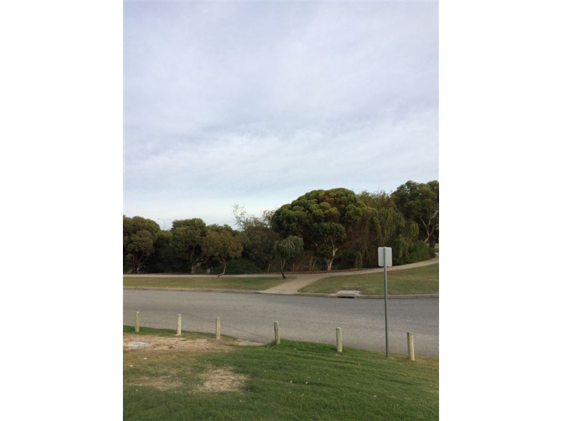 2/1-5 Sunlight Drive, Port Kennedy WA 6172