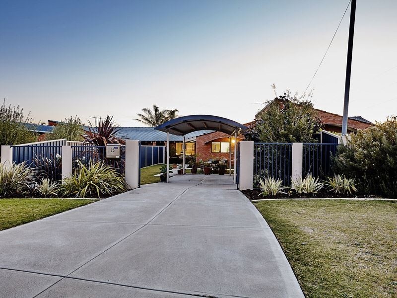 25 Helena Place, Hamilton Hill WA 6163