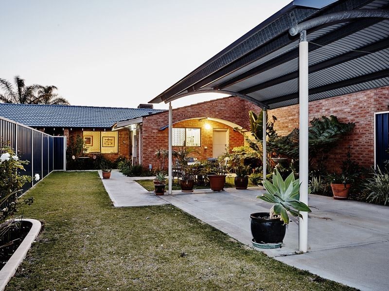 25 Helena Place, Hamilton Hill WA 6163