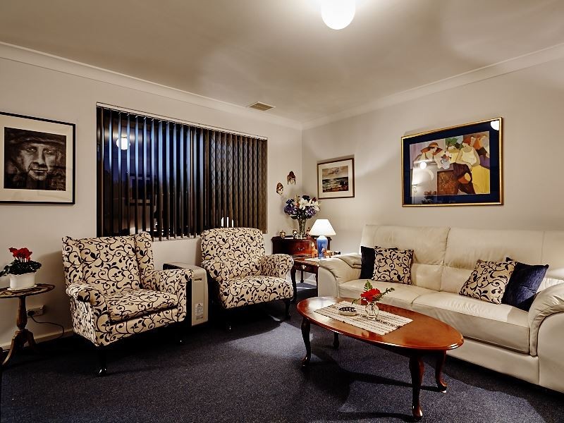 25 Helena Place, Hamilton Hill WA 6163