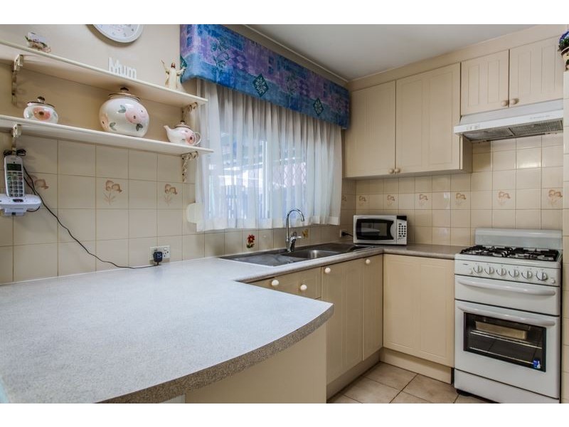 92 Phoenix Rd, Hamilton Hill WA 6163