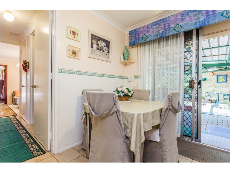 92 Phoenix Rd, Hamilton Hill WA 6163