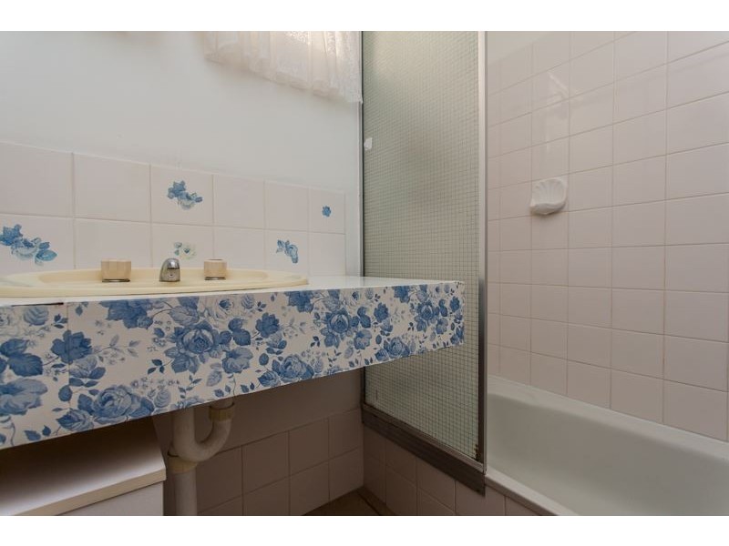 92 Phoenix Rd, Hamilton Hill WA 6163