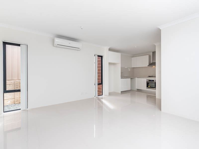 1, 2 & 3/385 Carrington Street, Hamilton Hill WA 6163