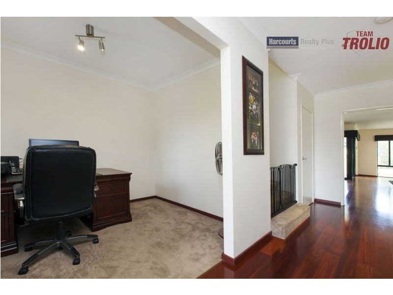 14 Hamelin Drive, Munster WA 6166